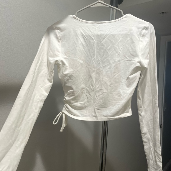 forever 21 white deep v top - Picture 4 of 4